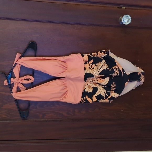 Cupshe Other - New with Tags Cupshe Peachy Pink & Floral One Piece Halter Swimsuit Size Large